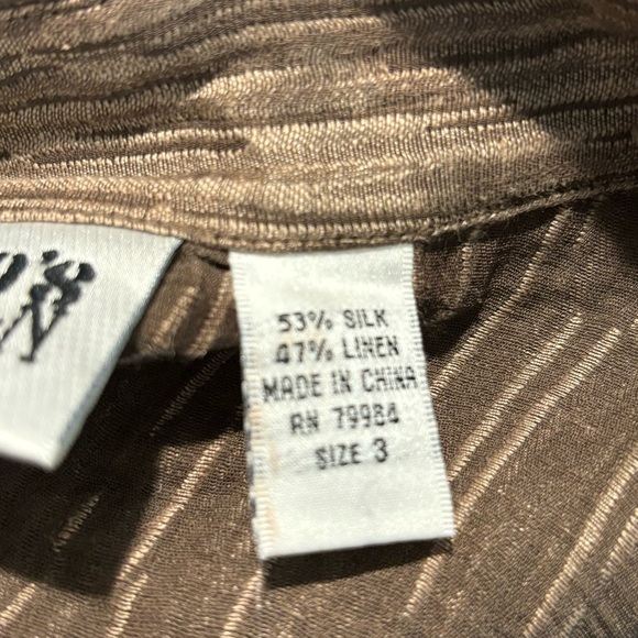 CHICO’S DESIGN Sz 3 Silk Linen Blend Roll Sleeve Tabs Cropped  Button Up Blouse - Picture 8 of 9
